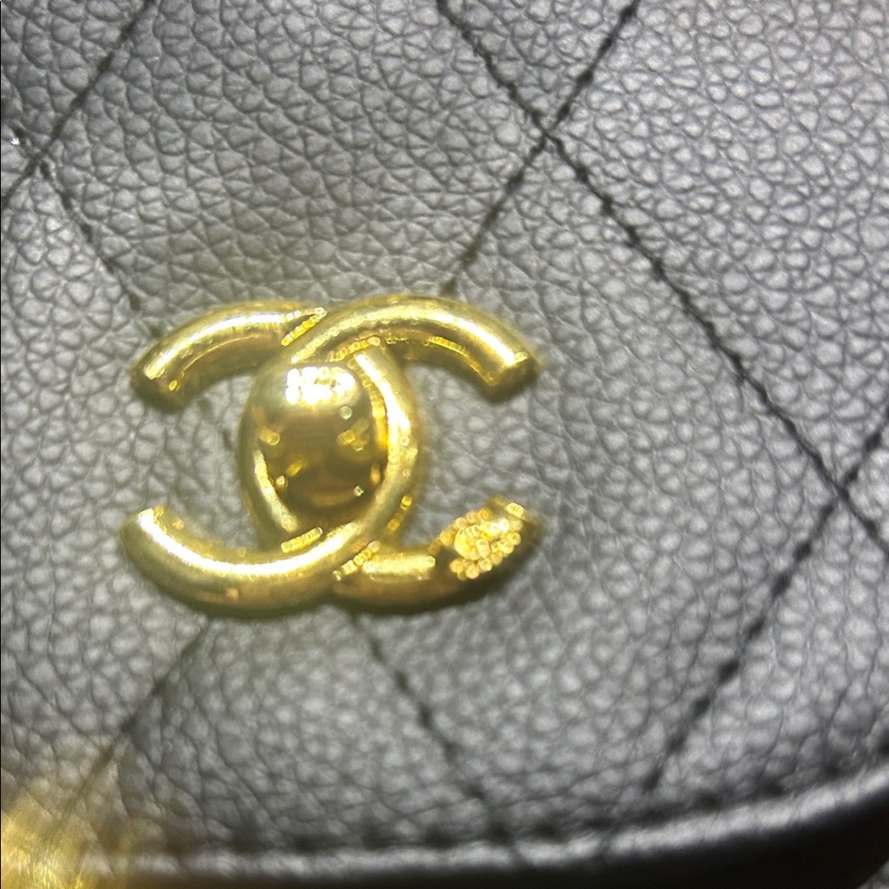 Chanel Black Crossbody Bag GWP
Reasonable offers will be considered - Picture 2 of 6